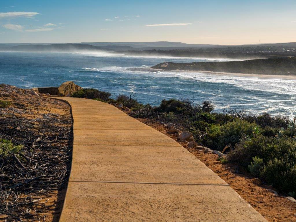 Nautilus Retreat Kalbarri B&B Exterior foto